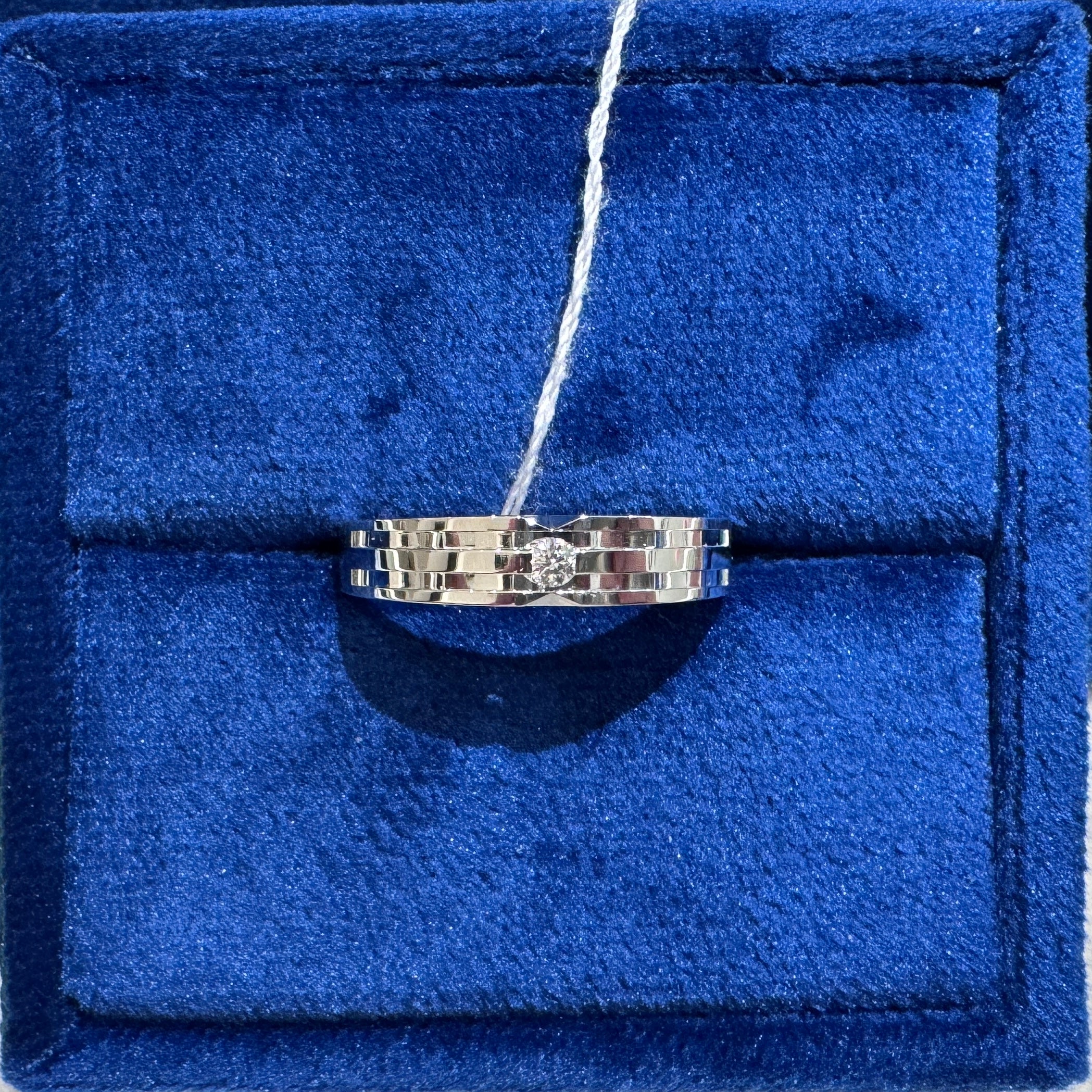 Enigma Men's Wedding Ring - CC159